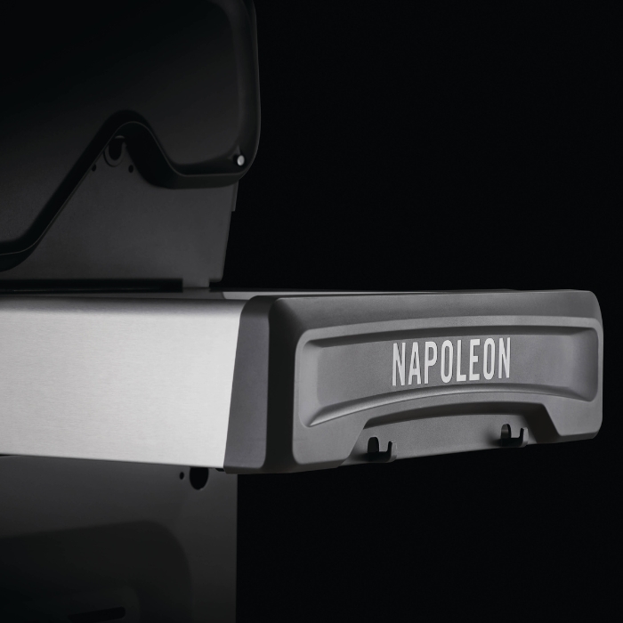 Napoleon Rogue® SE 525 RSB with Side and Rear Burners